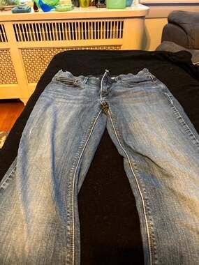 Levi’s jeans size 8